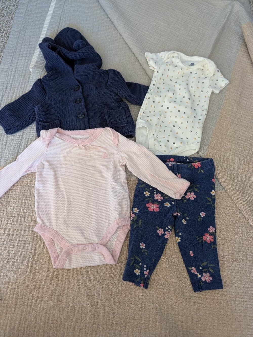0-6 month baby bundle - gap, carter's, small story
